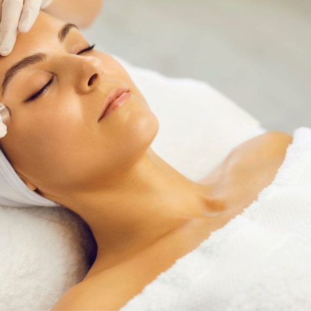 Dunakanyar Esztétika - Esztétikai kezelések, kozmetika, bőrgyógyászat- Dr Kondorosi Ildikó - Prémium kozmetikai kezelések Vácon