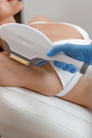 Dunakanyar Esztétika - Esztétikai kezelések, kozmetika, bőrgyógyászat- IPL végleges szőrtelenítés (3) Dunakanyar Esztétika - Esztétikai kezelések, kozmetika, bőrgyógyászat- IPL végleges szőrtelenítés (3)